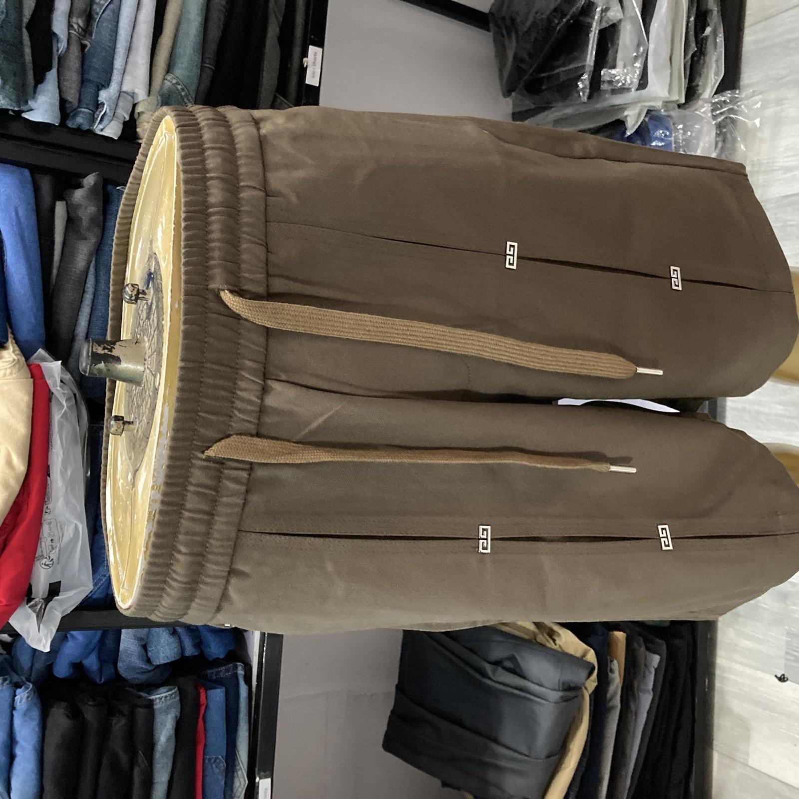 Short 0003