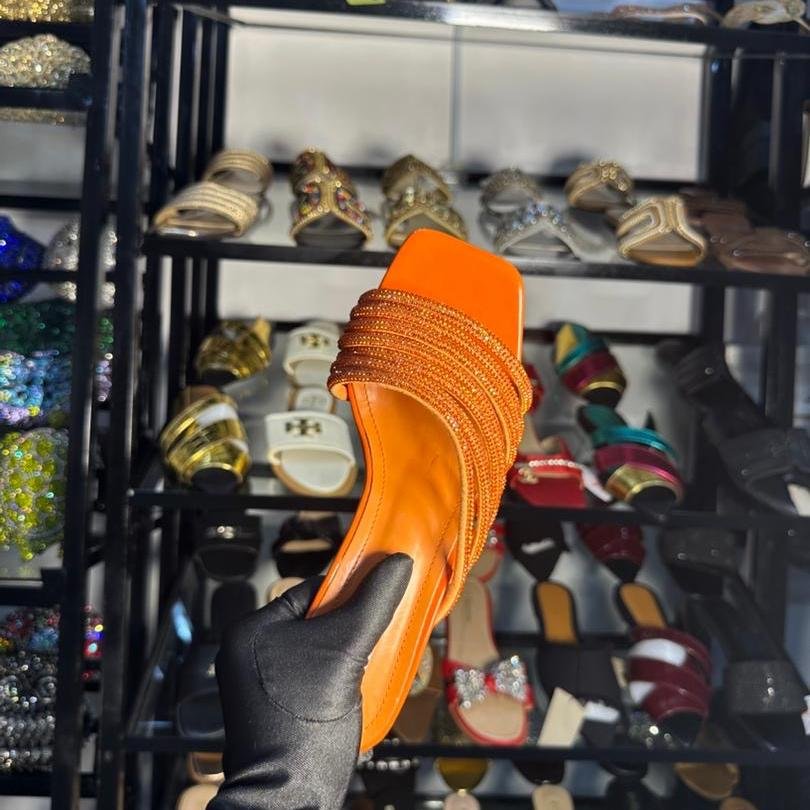 Heel 0013