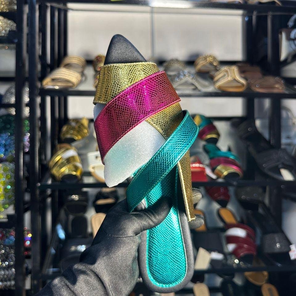 Heel 0008