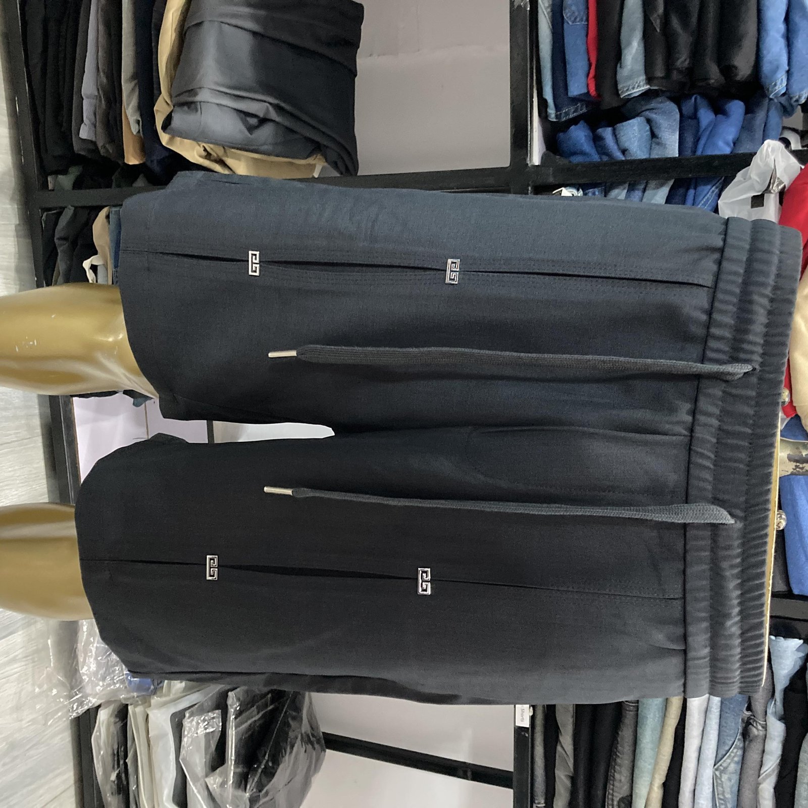 Short 0019
