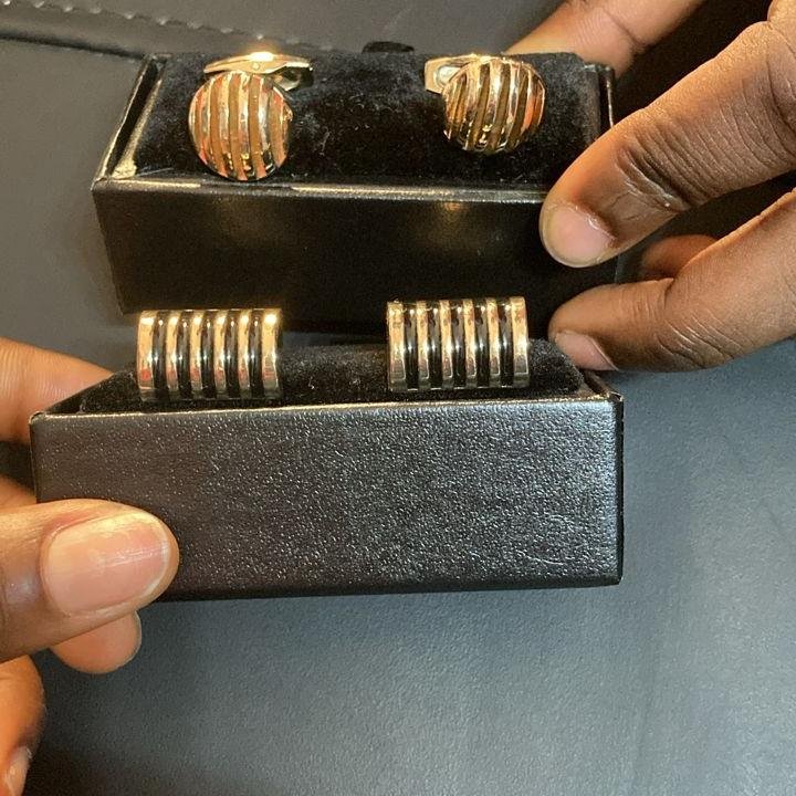 Cufflink 0002